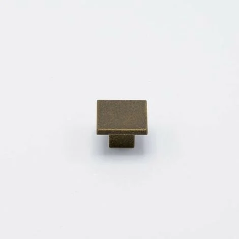 Pomello bronzo anticosquare anticato tipo Quadro 30 x 30 mm profondità 19 mm in Pvc