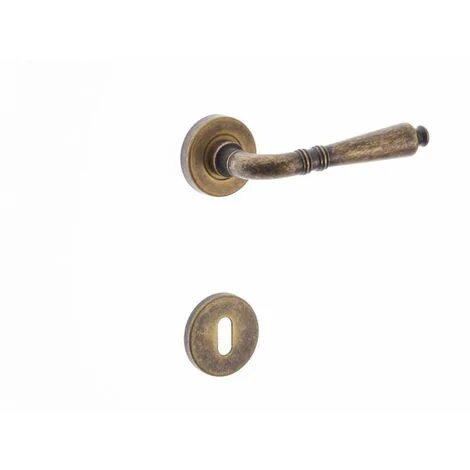 Maniglia dieci con rosette in ottone finitura antico