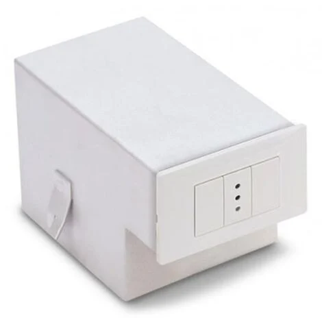 Cassaforte Invisibile a Muro Finta Presa di Corrente Elettrica a Chiave con Cassetto e Vano Technomax Sm/2