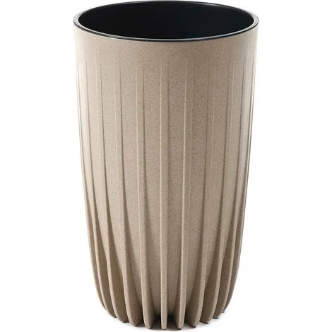 Vaso da fiori alto ed ecologico a strisce per caffè latte.