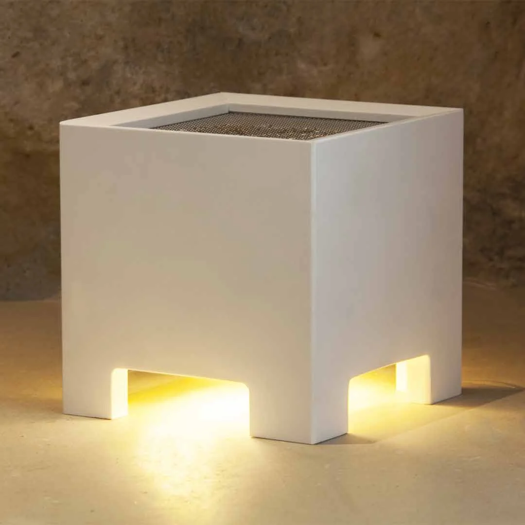 Lampada e Purificatore d'Aria in STARKRYL® ION Piccola di Hi.Project & Nicola Chiavarelli