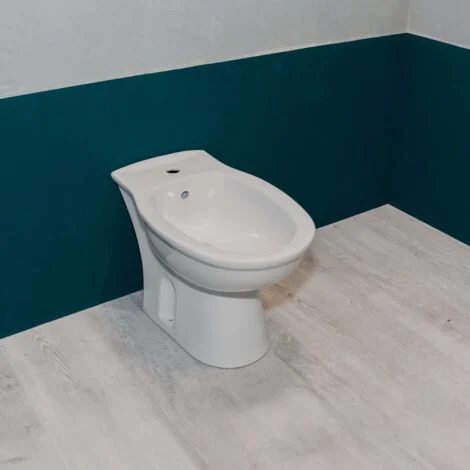 Bidet tradizionale a terra serie Karla