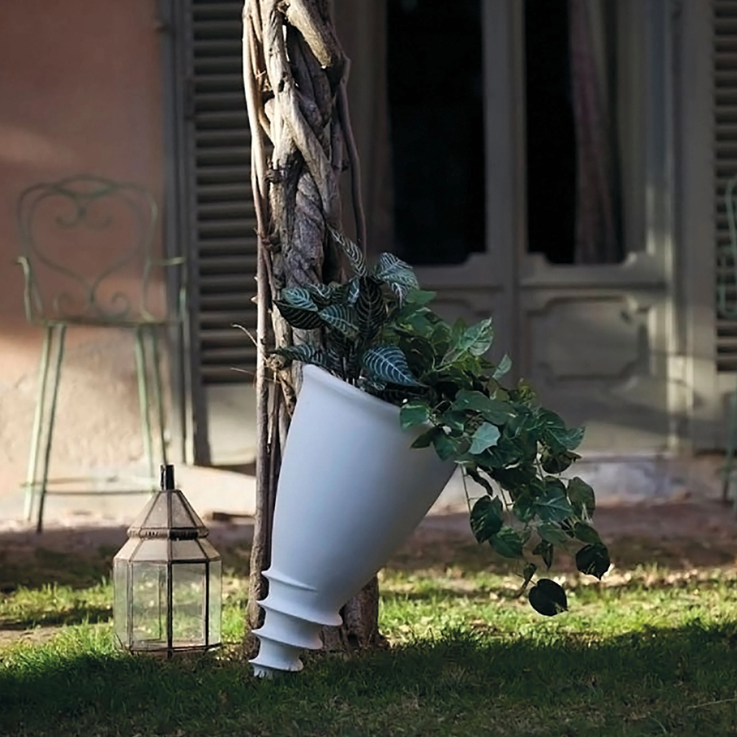 Vaso da Esterno SANTAVASE di Denis Santachiara per Serralunga