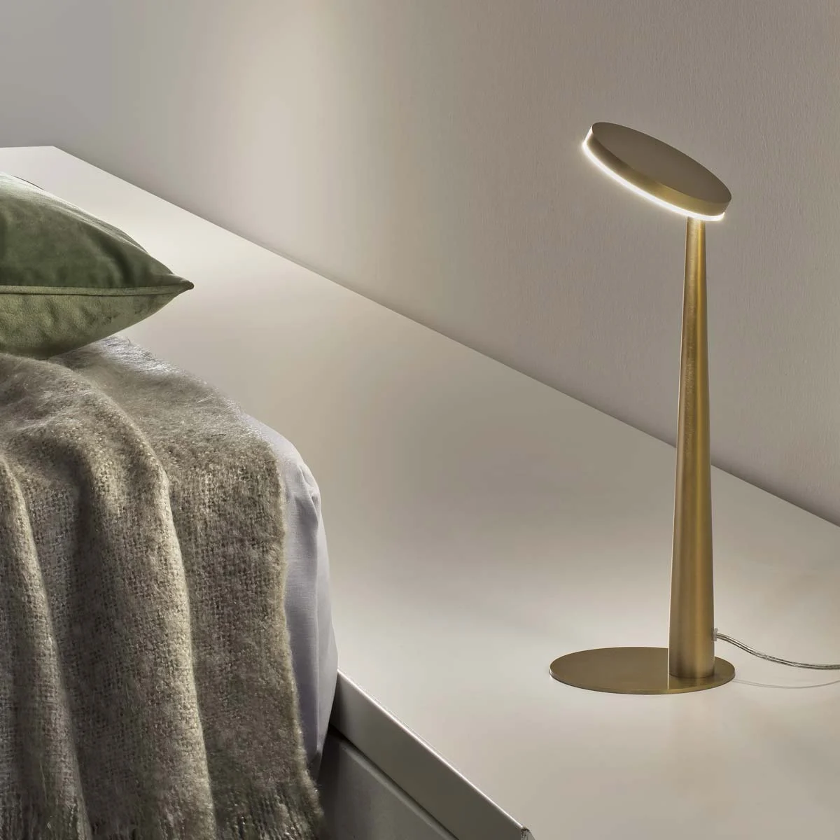Lampada da Tavolo in Alluminio BELLA di Panzeri Enzo per Panzeri