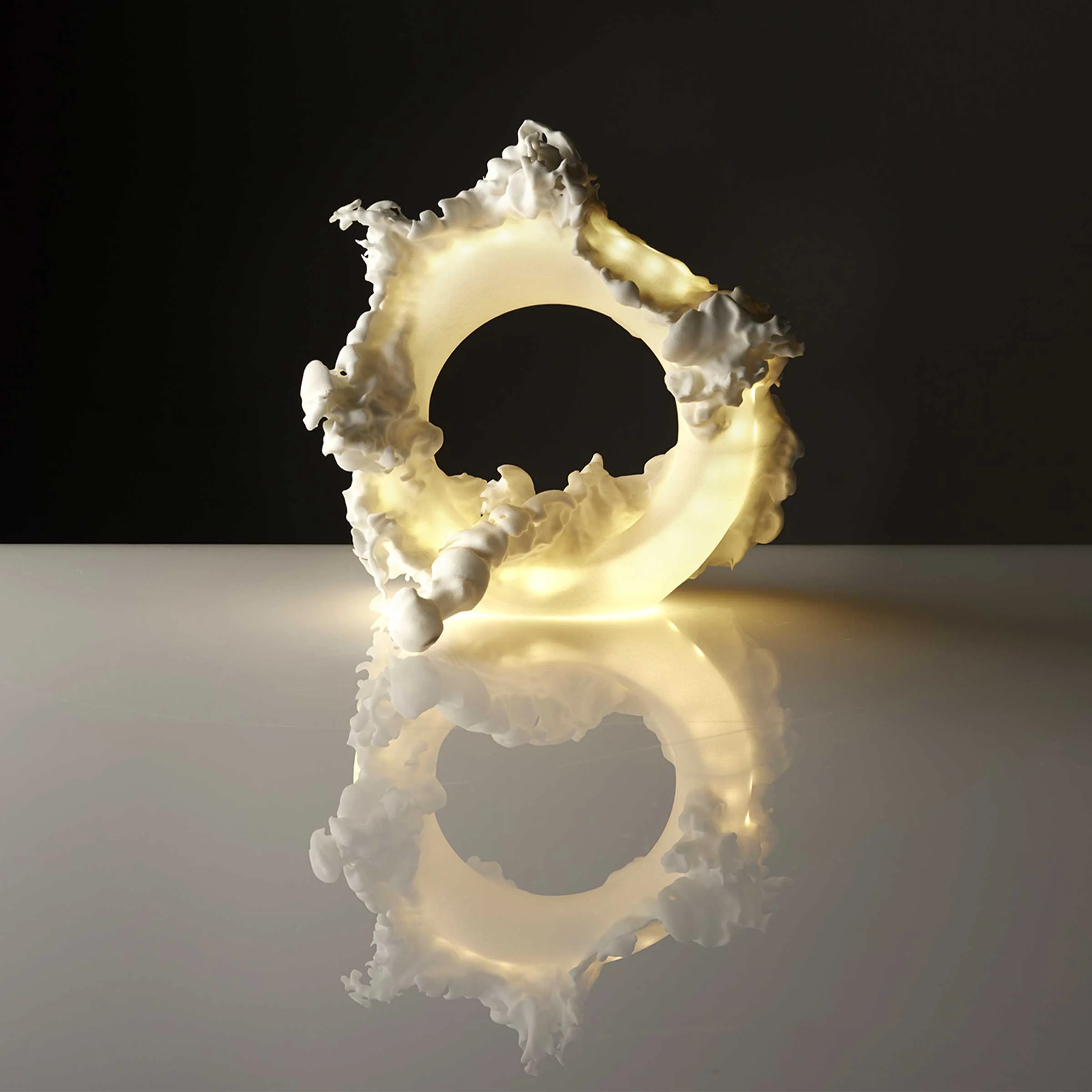 Lampada Scultura FERAL di Alessandro Zomparelli per Cyrcus Design - Edizione limitata