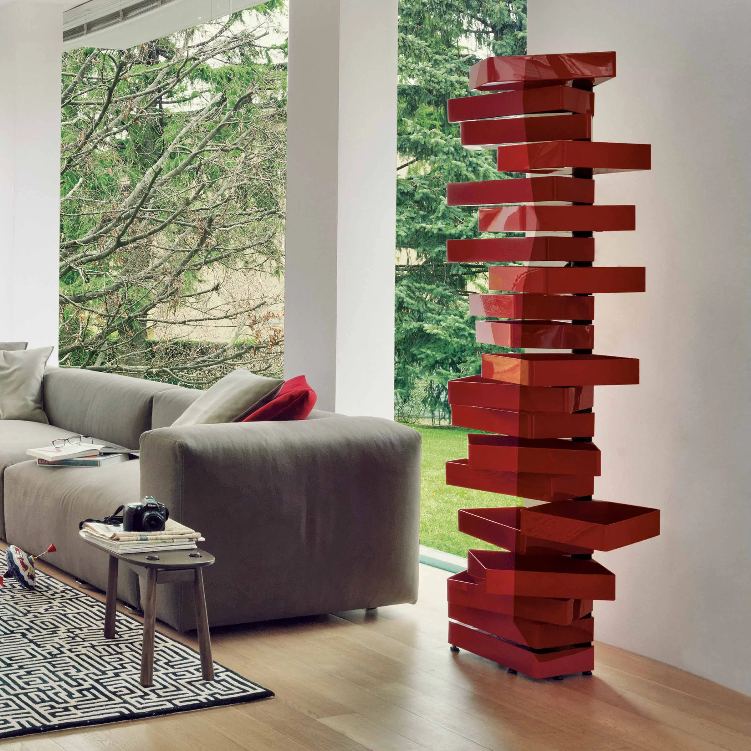 Cassettiera REVOLVING CABINET di Shiro Kuramata per Cappellini