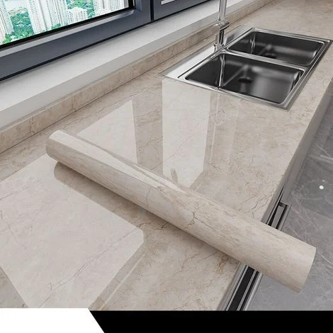 Adesivo murale autoadesivo effetto marmo, 60 cm x 3 m, ideale per la cucina, resistente alle alte temperature e all'olio, impermeabile e antimacchia.