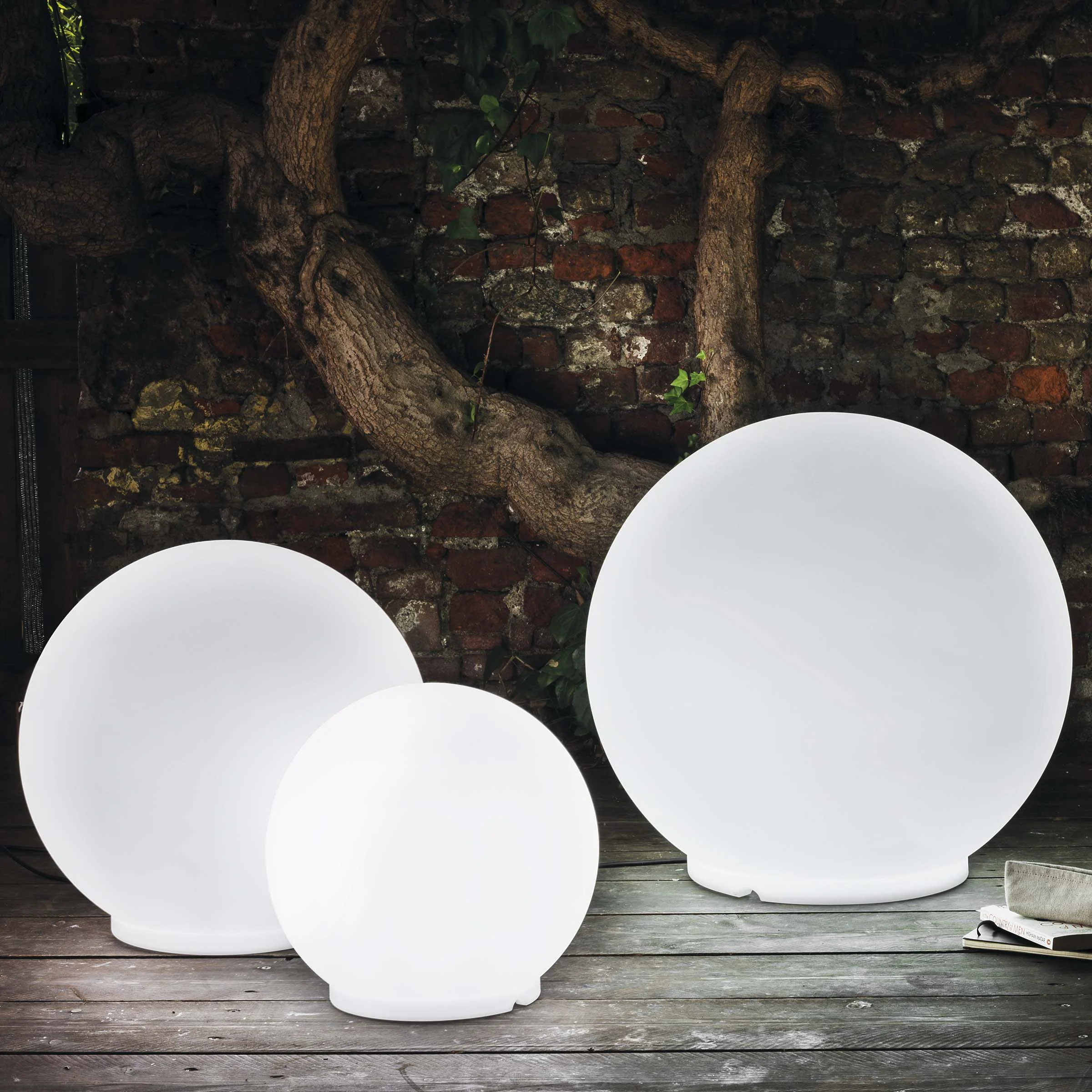 Lampada da Terra ATMOSFERA di Serralunga