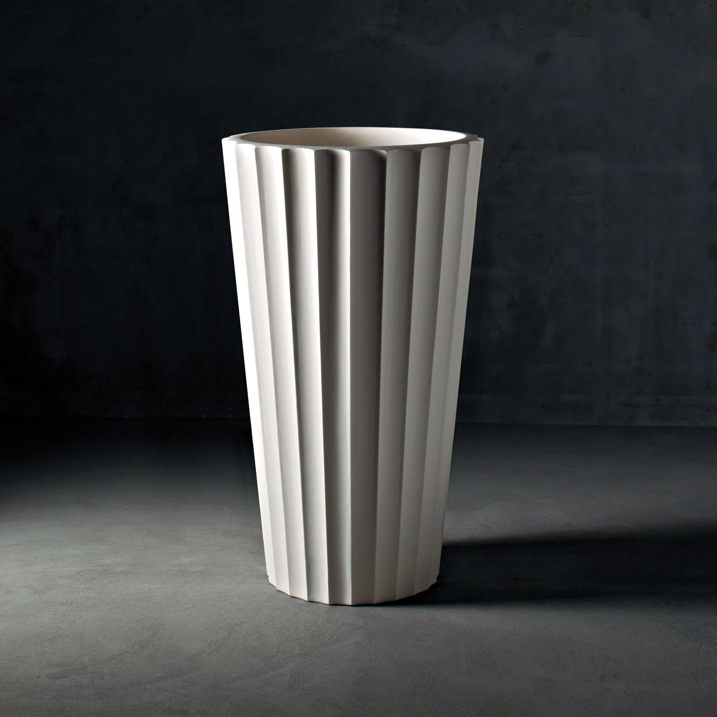 Vaso EUFRONIO di Paolo Rizzatto per Serralunga