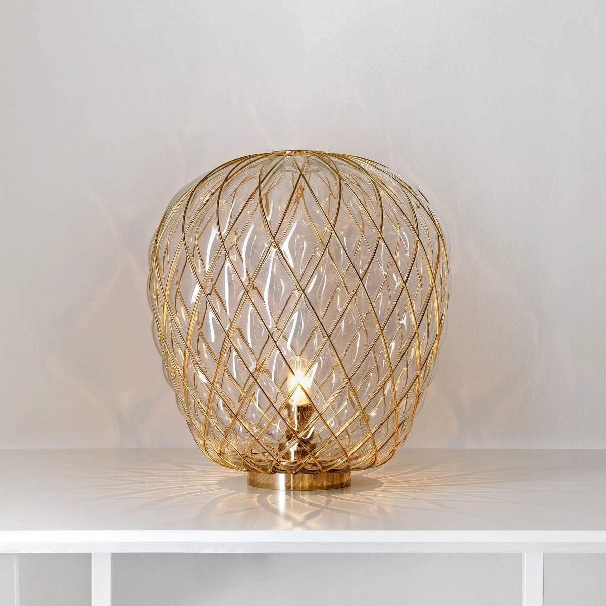 Lampada da Tavolo PINECONE Large Oro di Paola Navone per FontanaArte