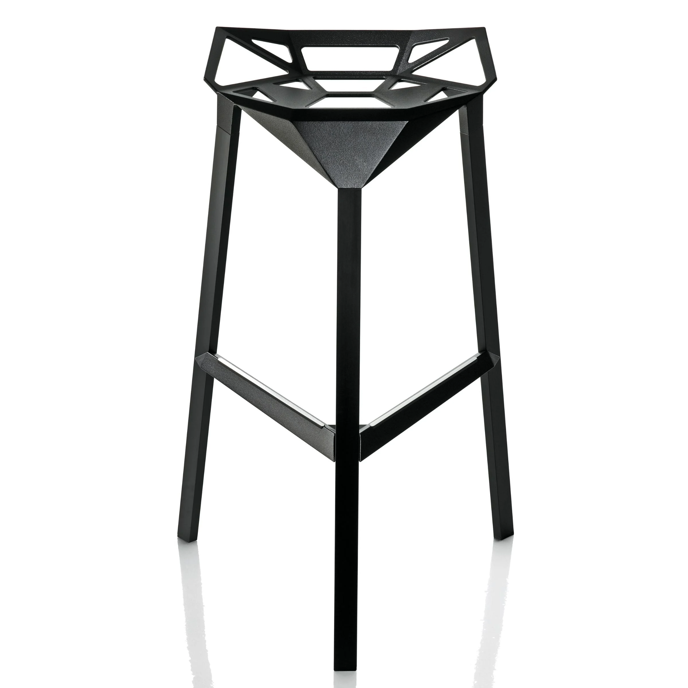 Sgabello Impilabile da Esterno ONE in Alluminio Anodizzato di Konstantin Grcic per Magis